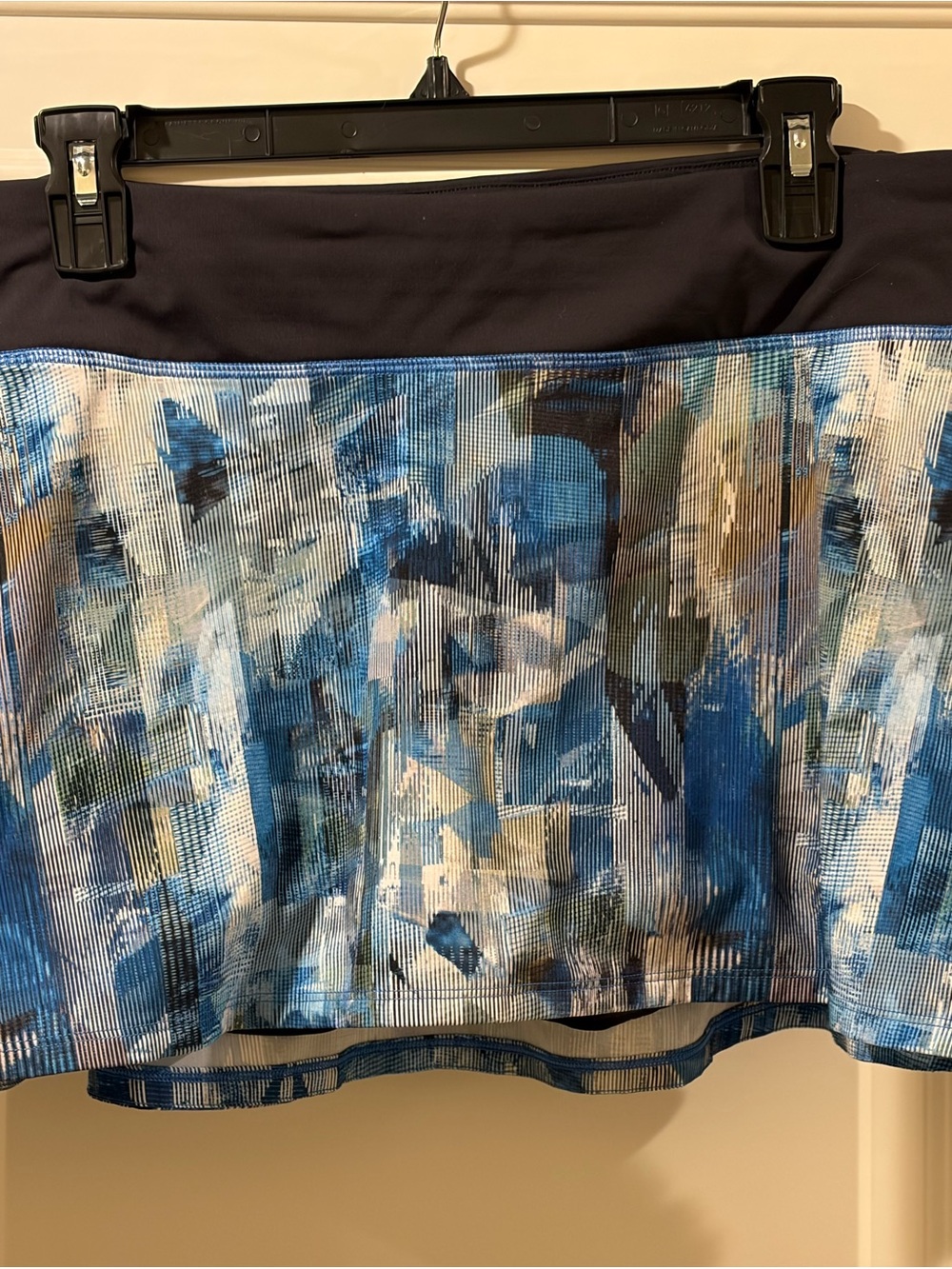 Size 12 lululemon athletica running skirt